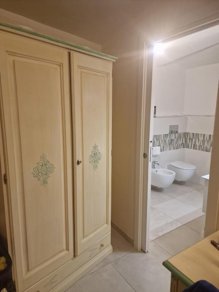 Hotel La Palma San Teodoro  Ngoại thất bức ảnh