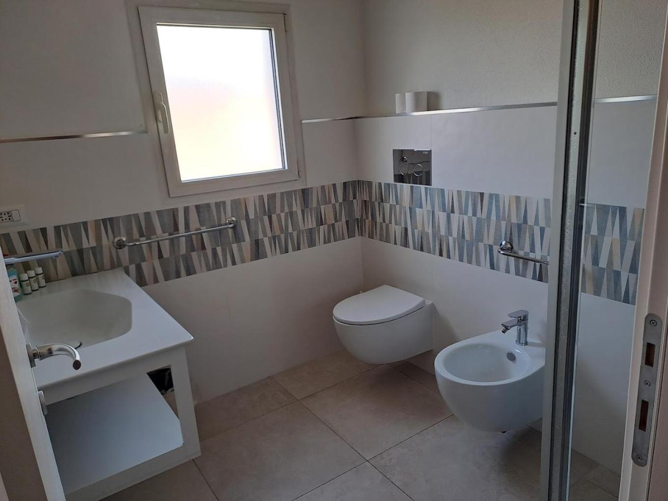 Hotel La Palma San Teodoro  Ngoại thất bức ảnh