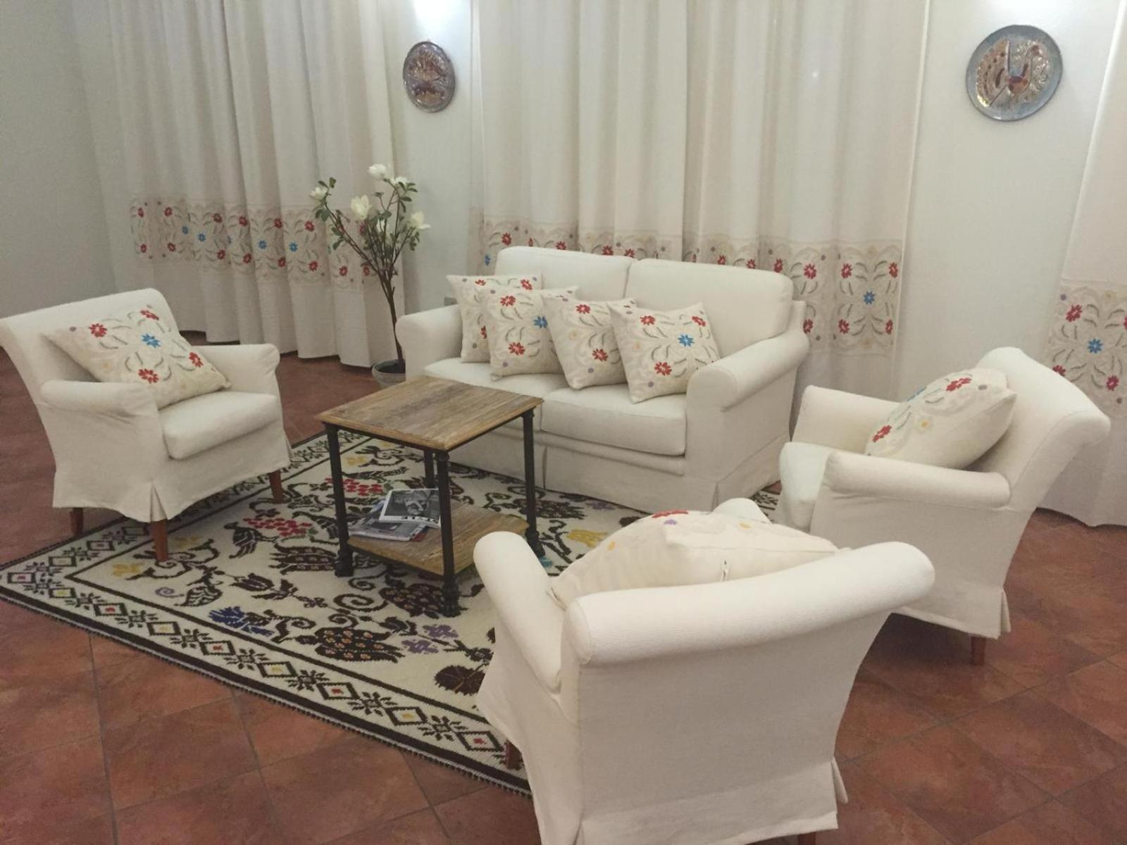 Hotel La Palma San Teodoro  Ngoại thất bức ảnh