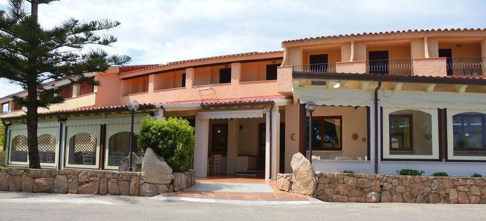 Hotel La Palma San Teodoro  Ngoại thất bức ảnh